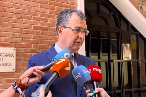 El PP de Murcia quiere que el Consejo de Hombres Buenos de la Huerta sea Patrimonio de la Unesco