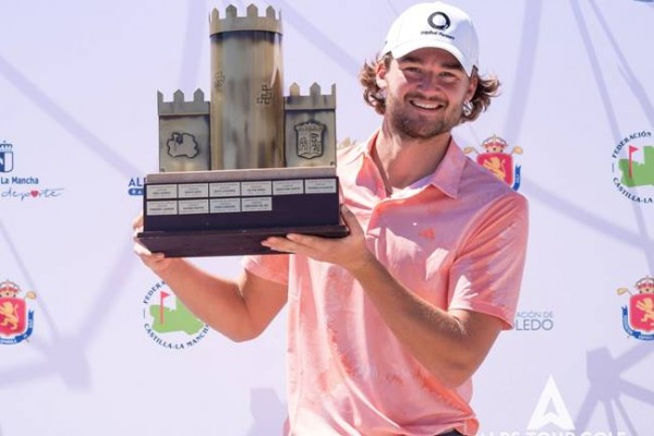 El 'valenciano' Kiet Van der Weele gana el Alps de Las Castillas