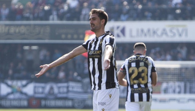 Jesús de Miguel: “Nos han faltado más ganas de ir a por el partido”