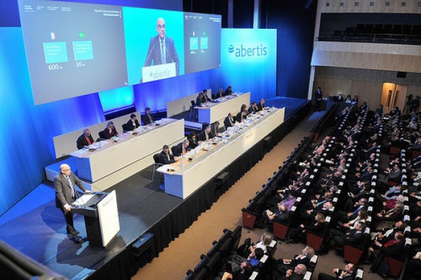 Abertis prepara otra emisión de bonos de hasta 500 millones de euros