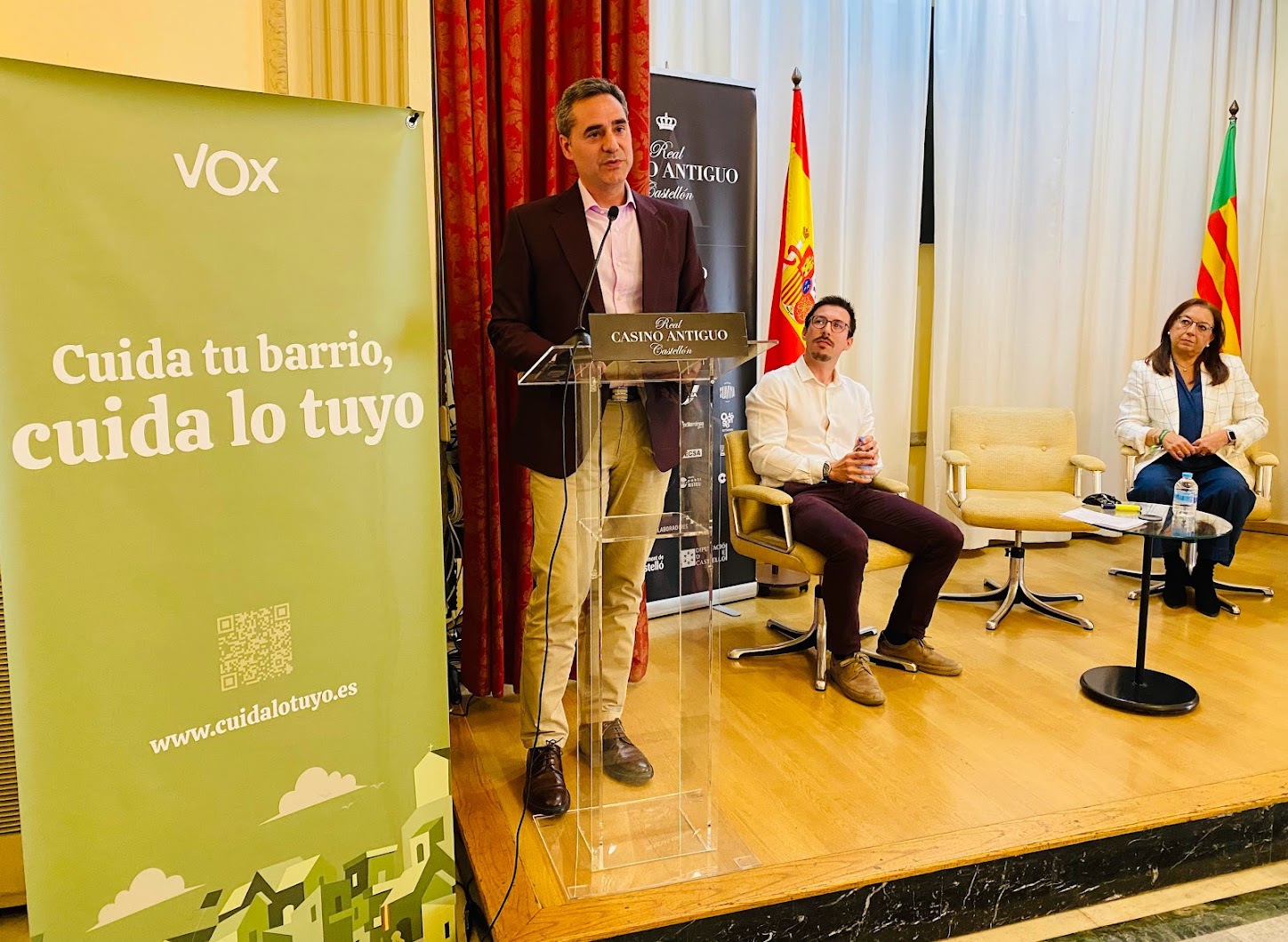 Ortolá (Vox) anuncia menos impuestos, policía de proximidad y apertura a los coches en Castellón