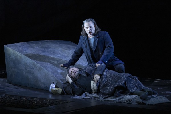 Con 'Tristan und Isolde', oleadas de éxtasis gozoso golpean el trencadís de Les Arts 

