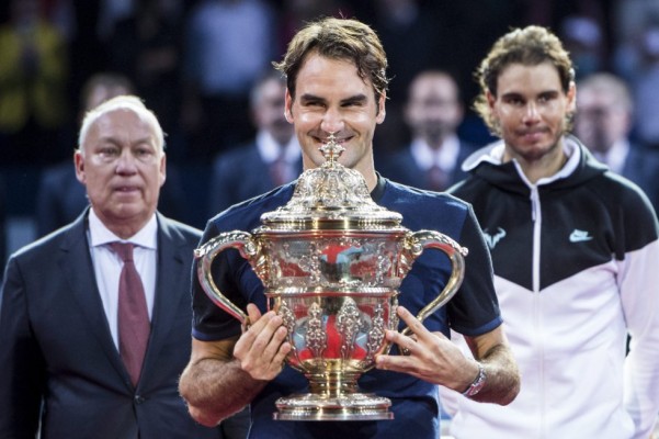 Federer vence a Nadal y gana el título en Basilea por séptima vez
