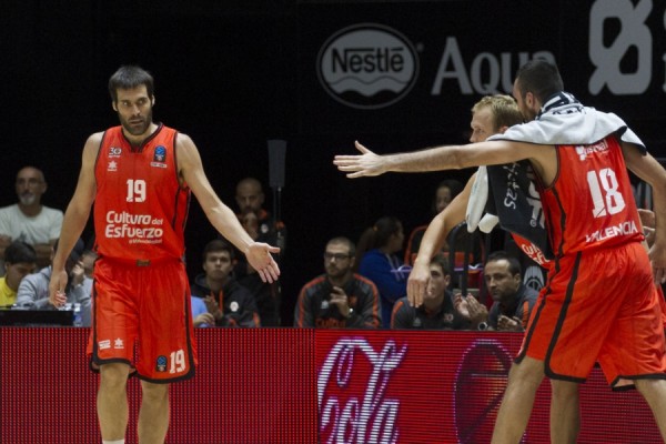 Un Valencia Basket solvente hunde al Olimpia Liubliana y encarrila su pase