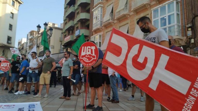 Los funcionarios municipales entran en campaña, esta vez sin ellos pretenderlo

