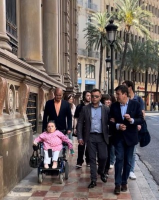 Giner presenta a las 7 personas que defenderán la inclusión de las personas con discapacidad para el 28M

