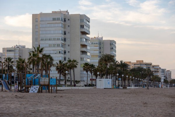 Vecinos de Urbanova sostienen que Urbana de Exteriores no tiene permiso para iniciar la rehabilitación