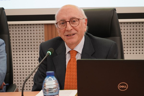 Carlos Barrios: 