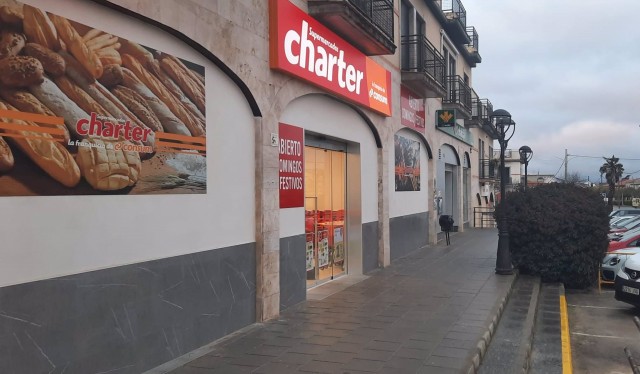 Charter abre 17 tiendas en el primer trimestre y alcanza la mitad de sus previsiones de todo el año
