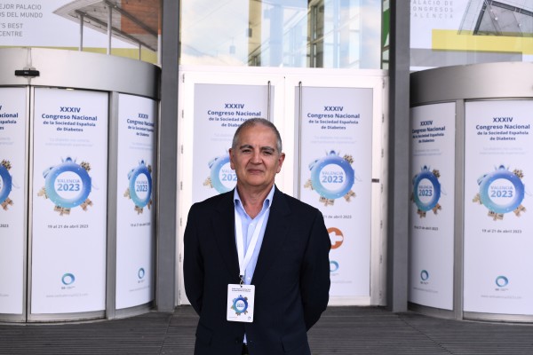 Dr. Merino: «El encuentro ofrece una actualización de conocimientos, desde diferentes ámbitos y visiones y con el paciente siempre en el foco»
