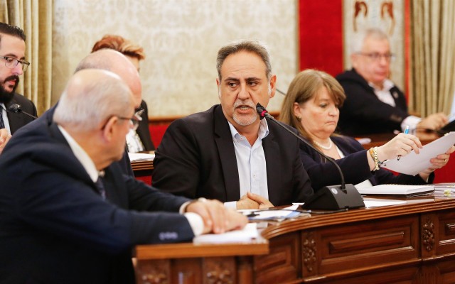 La izquierda de Alicante insiste en exigir claridad tras la renuncia de Jiménez: 