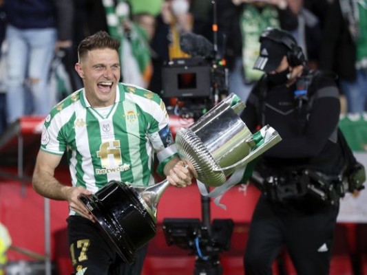 Joaquín anuncia su retirada al final de la temporada
