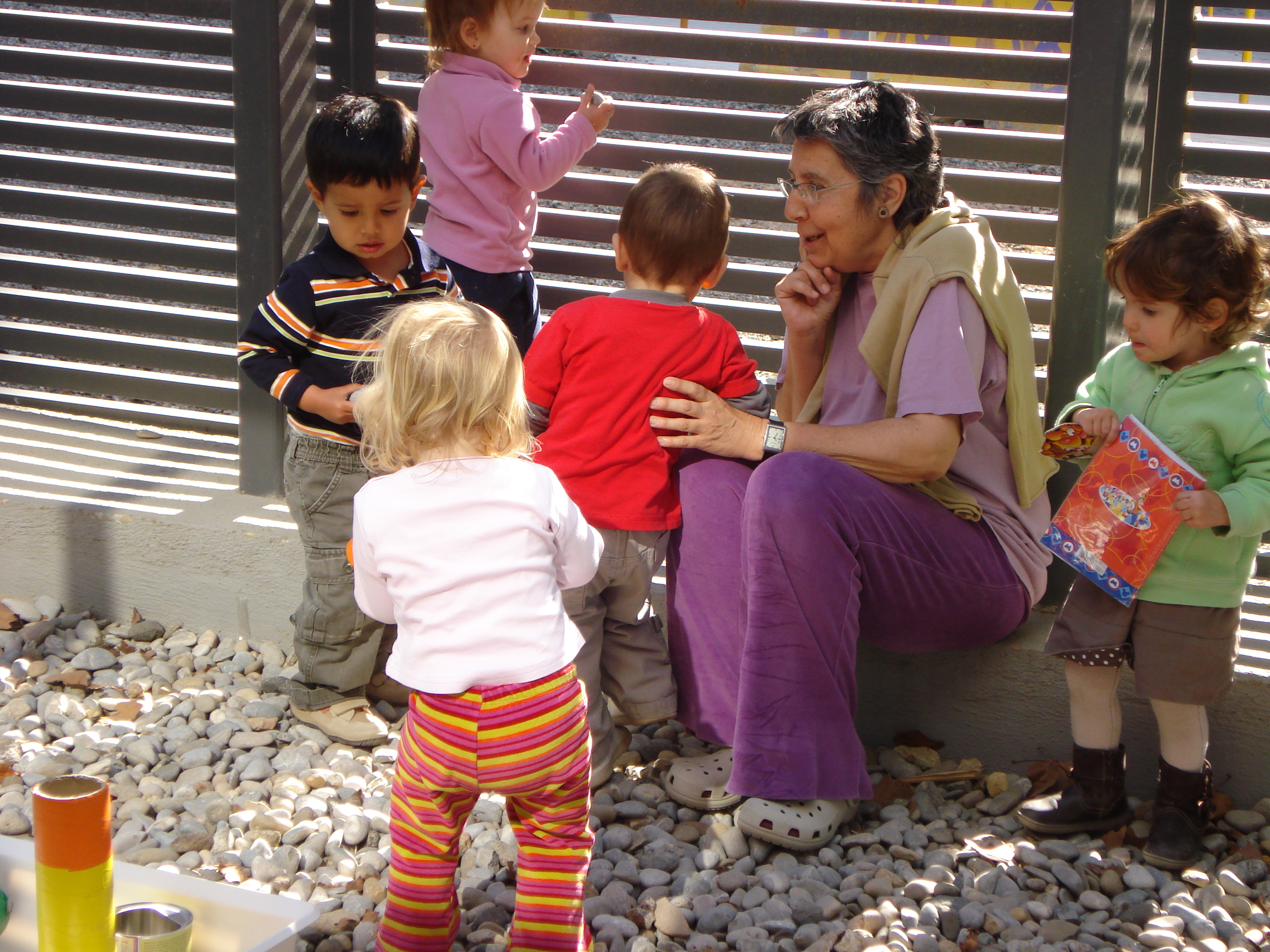 Burriana acoge una jornada sobre comunicación entre niños y adultos con un panel de expertos