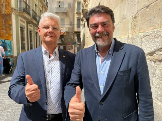 Alicante prepara la reorganización de la Policía tras el 'fichaje' del comisario Calero en la lista del PP