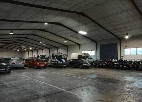 Dénia compra una nave por 1,7 millones para Parc i Jardins tras descartar ubicar el servicio en el recinto de la grúa

