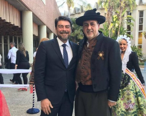 El edil de Fiestas de Alicante Manuel Jiménez renuncia tras la polémica de los contratos menores 