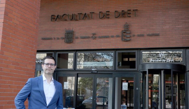 El profesor de la UV Adrián Todolí analiza la regulación de los algoritmos para mejorar la organización laboral