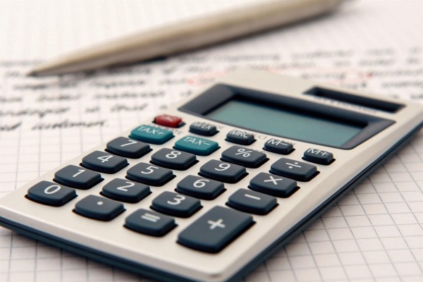 Hacienda convoca subvenciones para financiar las tesis de jóvenes investigadores en economía pública