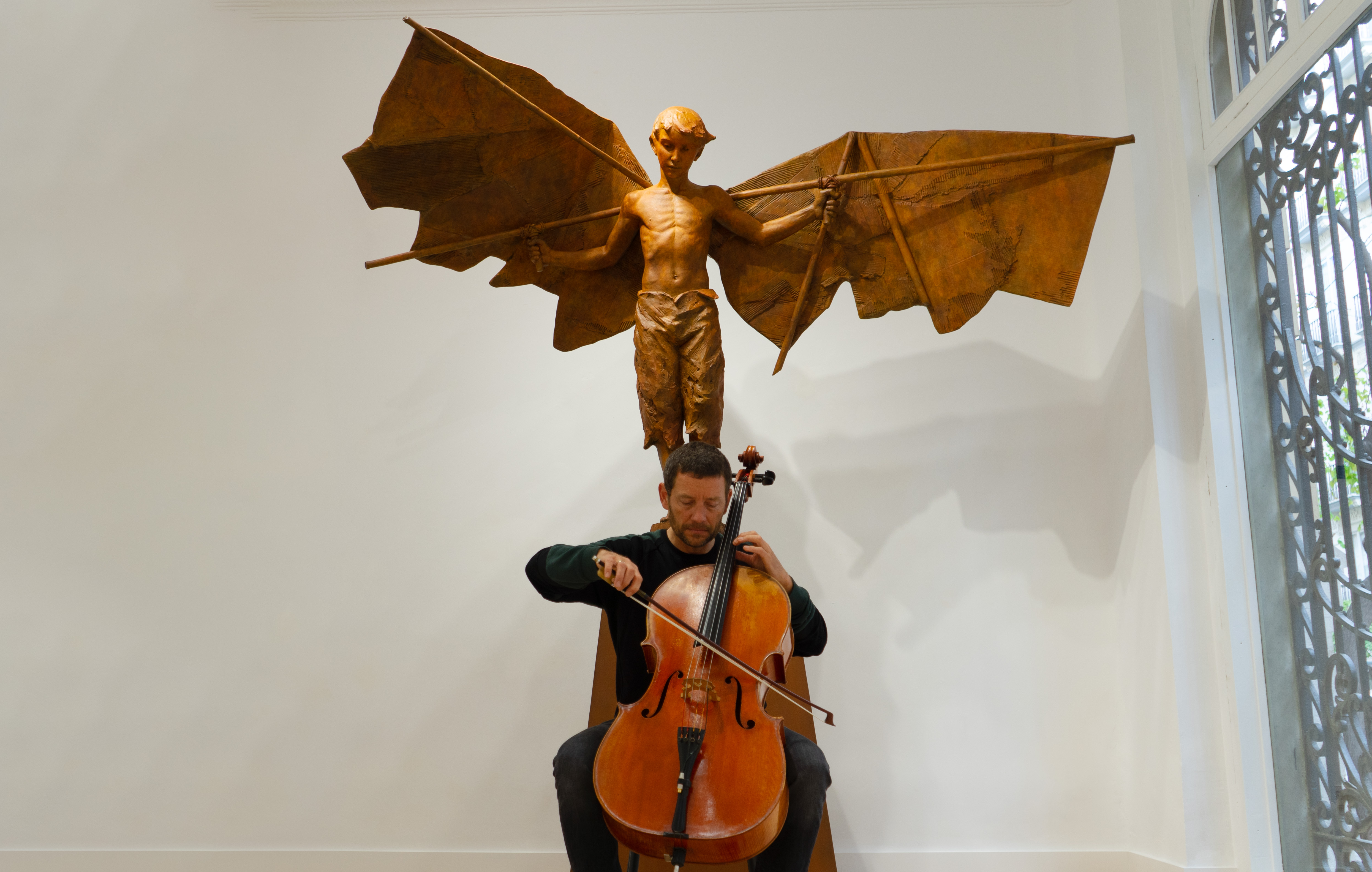 La galería In Arte Veritas une música y escultura