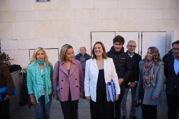 Catalá mantiene a los actuales concejales en puestos de salida y sitúa a Rocío Gil de 13
