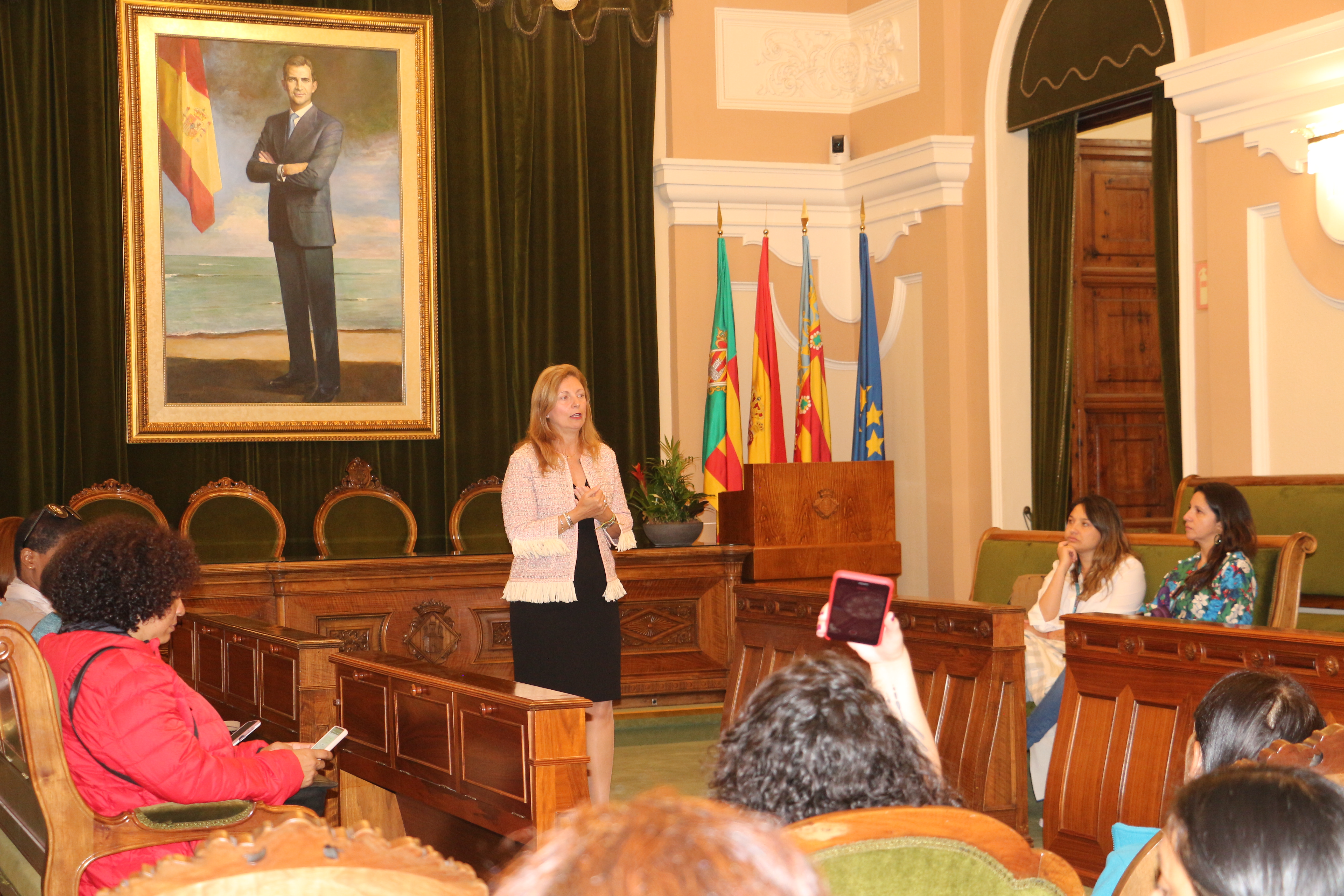 Castelló debate sobre los presupuestos con perspectiva de género en la Unión Iberoamericana