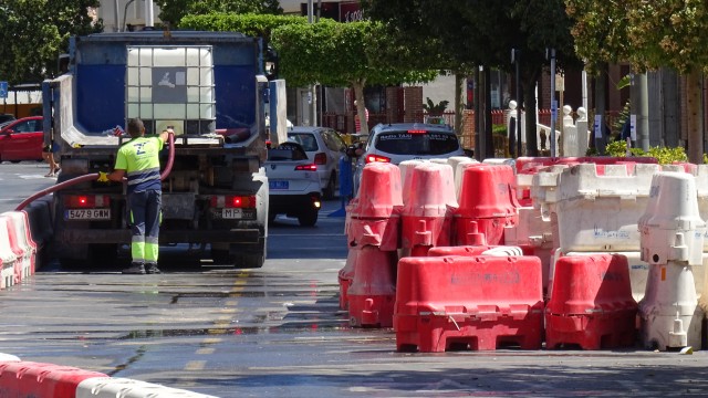 Arrancan las obras de la glorieta de la avenida País Valencià de la Vila Joiosa