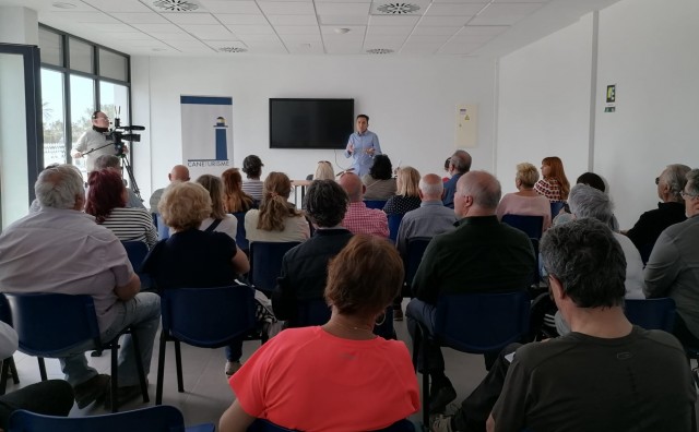 Canet solicita a Costas que la actuación urgente en la playa acabe antes de junio
