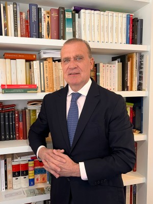 Excom, de Miguel Campoy, hace frente a la nueva ley de protección al informante en Alicante
