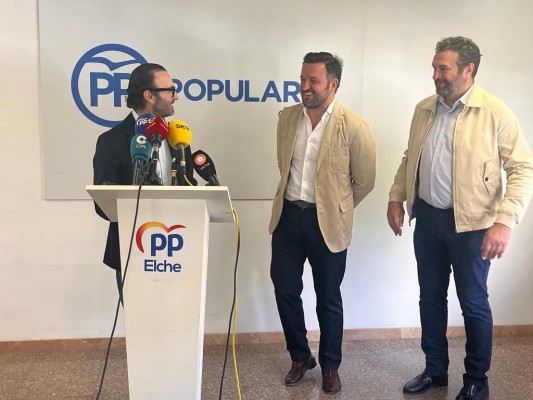 El PP de Elche sigue con sus fichajes para la lista: un empresario textil y un ingeniero agrónomo