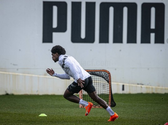 Thierry Rendall, ausencia en Paterna