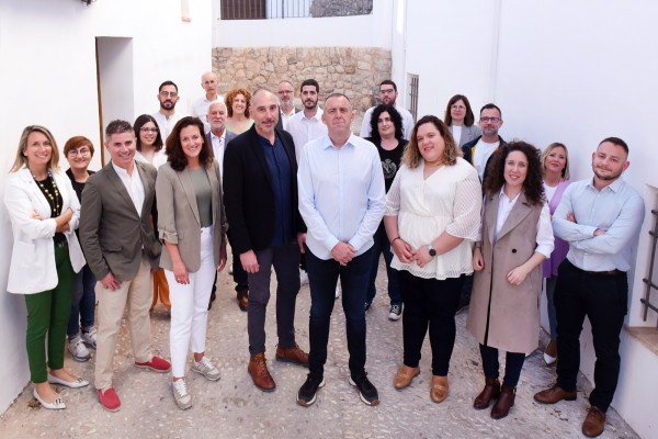 Diego Zaragozí presenta su lista para Altea: continúa con el proyecto de Llinares