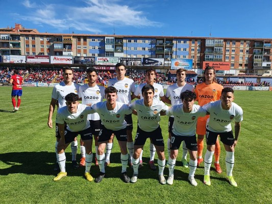 El Valencia Mestalla cae en su visita a Teruel