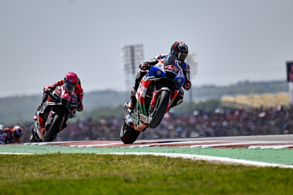 Rins logra su primera victoria de 2023 y la quinta en MotoGP


