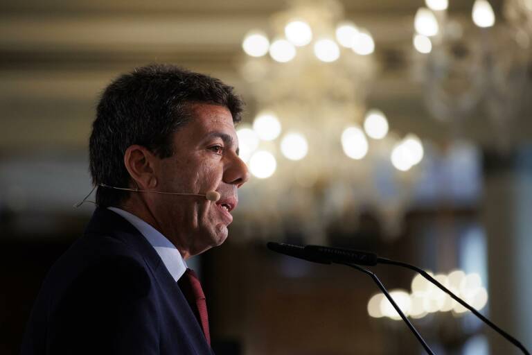 Mazón dice que Sánchez debe pedir perdón 