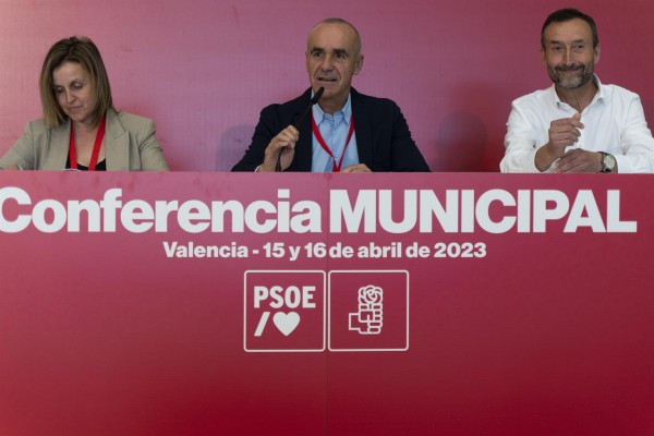 El PSOE se abre a establecer 