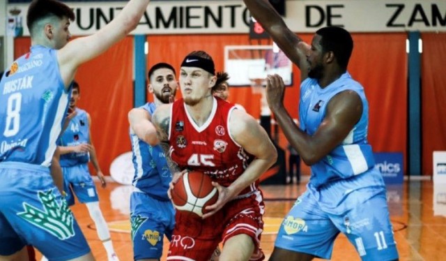 El Maderas Sorlí Benicarló arranca el 'play off' con un empate a domicilio