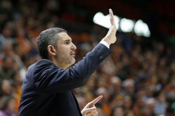 Rubén Burgos: 