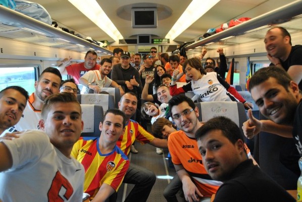 La Agrupación de Peñas no quiere dejar solo al Valencia en Sevilla
