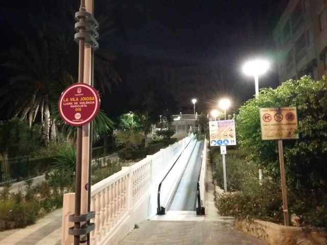 La Vila Joiosa renueva el alumbrado el Parque Censal