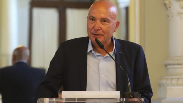 López Nieto: “De Negreira no va a salir nada más, solo es una golfada”