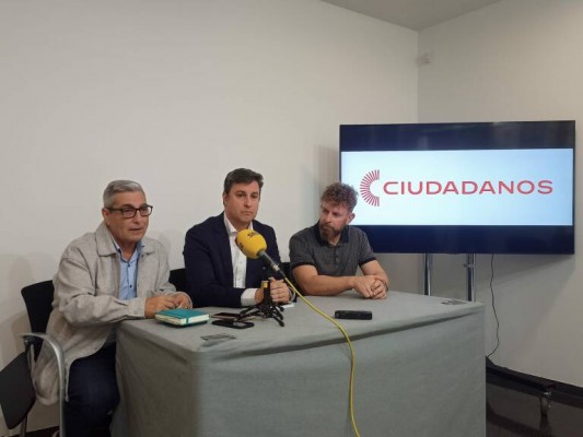Incógnitas con la lista de Cs en Elche: nombre 'lógico' que no estará, Emiliano Rodríguez