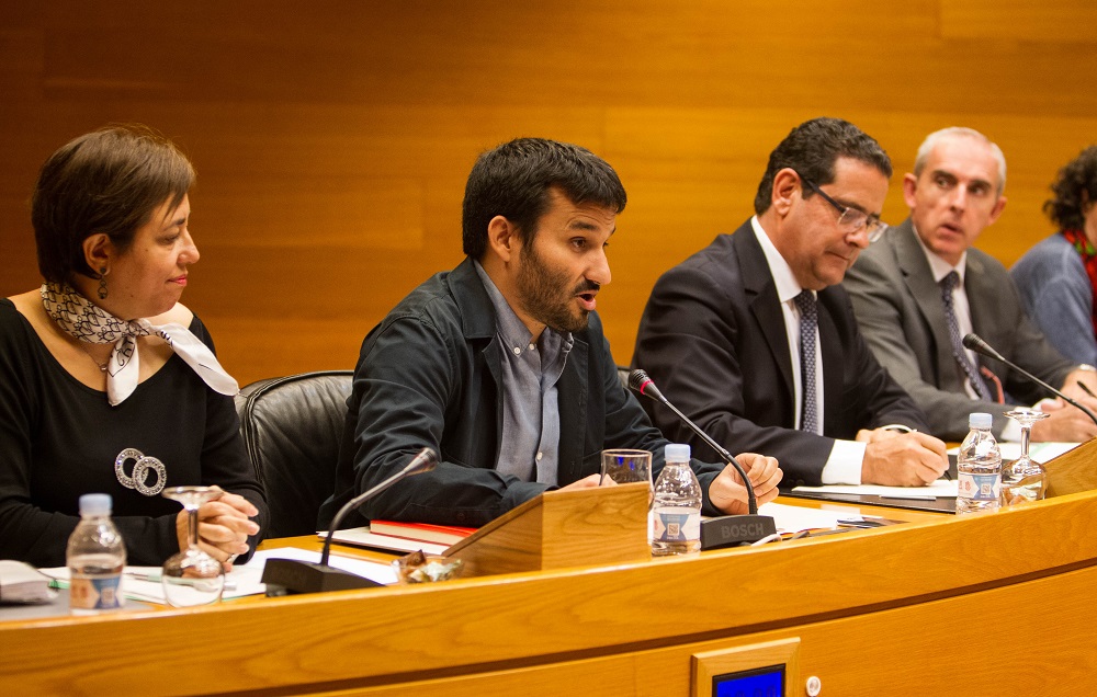 El conseller Vicent Marzà durante su comparecencia en Les Corts para explicar los presupuestos - 