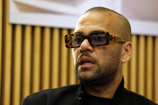 Dani Alves vuelve a declarar ante la jueza el próximo lunes a petición propia
