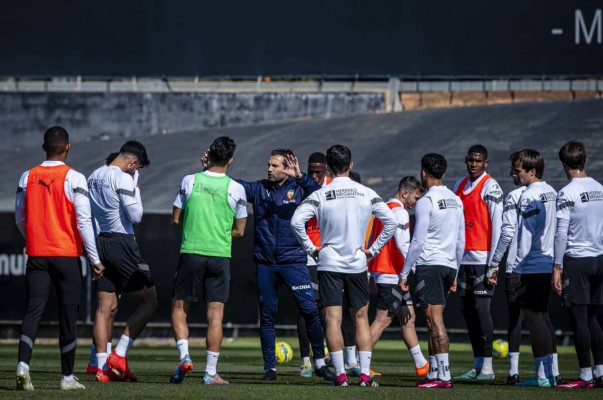 Crece la preocupación en el Valencia por el posible descenso
