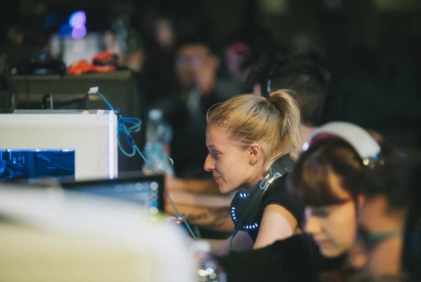 Empresas y centros educativos lanzan una competición para despertar vocaciones Steam entre las jóvenes