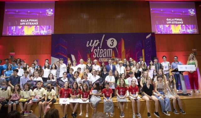 El concurso Up! Steam busca personas embajadoras para ayudar y evaluar los proyectos de los equipos participantes