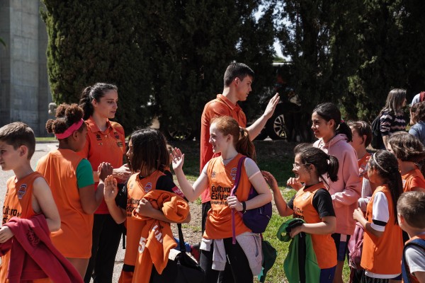 Jaime Pradilla y Ángela Salvadores visitan el Campus de Pascua en Cheste
