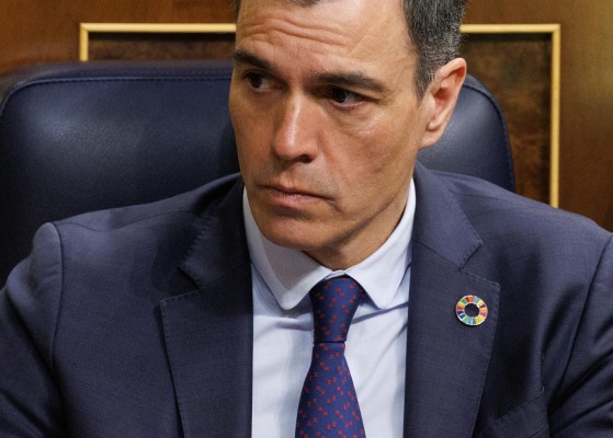 Sánchez comparecerá en el Congreso la próxima semana y el 25 debatirá en el Senado con Feijóo