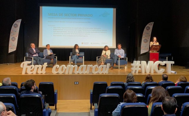 Camp de Túria impulsa la unión público-privada para regular viviendas en suelo no urbanizable
