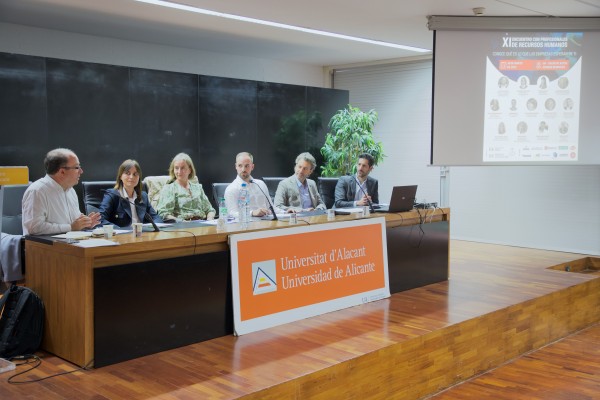 Especialistas en RRHH de Alicante ponen el foco en reducir el absentismo y retener el talento